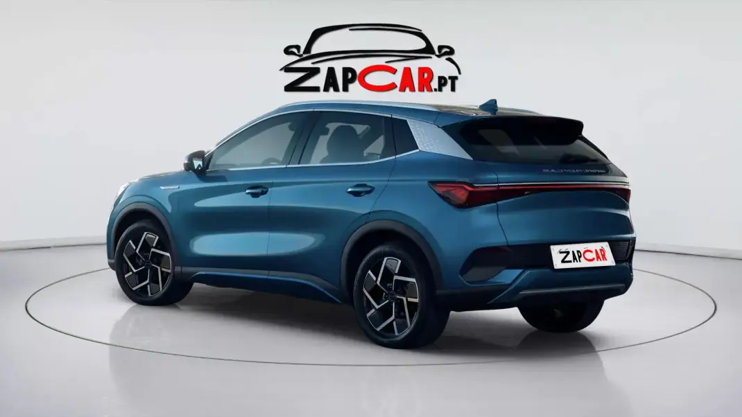 BYD Atto 3 2024 - 28500 EUR, 34630 km - AUTO.MOTO.pt - 34630km - foto 3 de 13