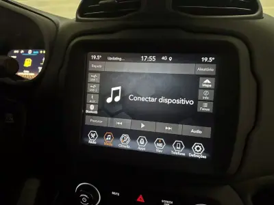 Jeep Renegade 2022 - 23950 EUR, 10796 km - AUTO.MOTO.pt - 10796km - foto 22 de 37