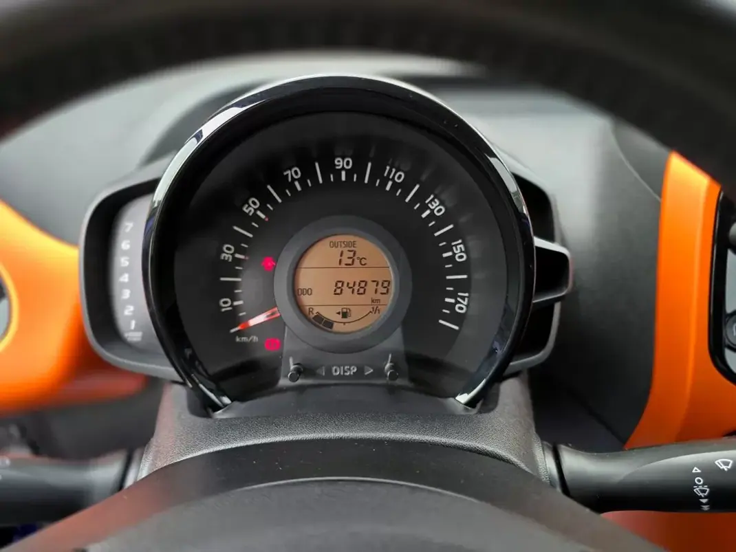 Citroën C1 2018 - 9900 EUR, 84800 km - AUTO.MOTO.pt - 84800km - foto 22 de 40