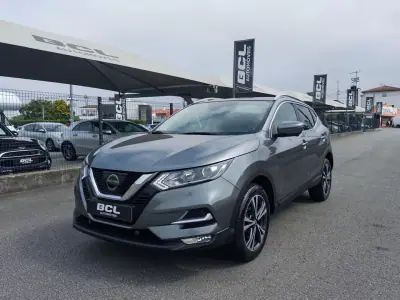 Nissan Qashqai 2018 - 18990 EUR, 123000 km - AUTO.MOTO.pt - 123000km - foto 3 de 40