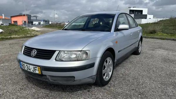 Volkswagen Passat 1997 - 1950 EUR, 208000 km - AUTO.MOTO.pt - 208000km - foto 2 de 12