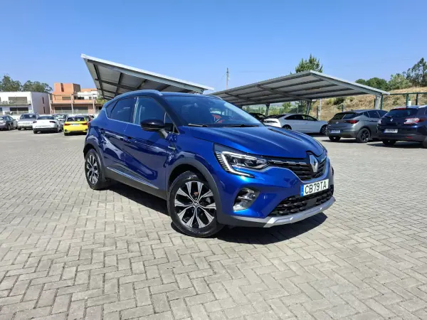 Renault Captur 2022 - 17750 EUR, 60500 km - AUTO.MOTO.pt - 60500km - foto 4 de 29