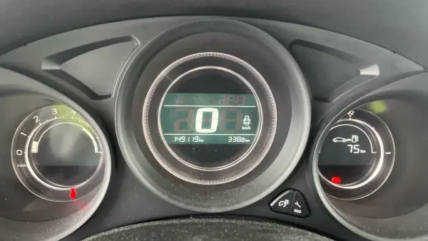 Citroën C4 2017 - 9999 EUR, 149121 km - AUTO.MOTO.pt - 149121km - foto 14 de 14