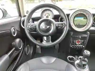 MINI Sd 2012 - 9950 EUR, 205500 km - AUTO.MOTO.pt - 205500km - foto 7 de 9