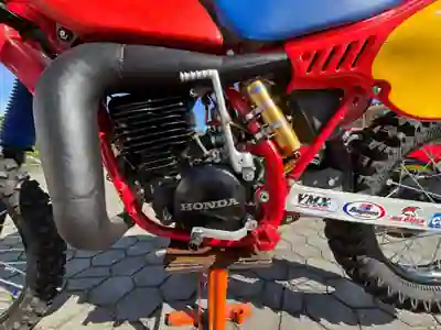 Honda CR 125R 1983 - 6000 EUR, 1 km - foto 4 de 7