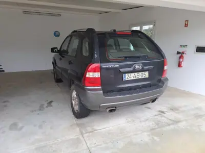 Kia Sportage 2005 - 6950 EUR, 405798 km - AUTO.MOTO.pt - 405798km - foto 9 de 10