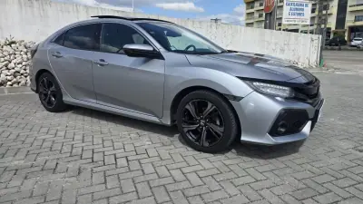 Honda Civic 2017 - 17950 EUR, 128483 km - AUTO.MOTO.pt - 128483km - foto 2 de 30