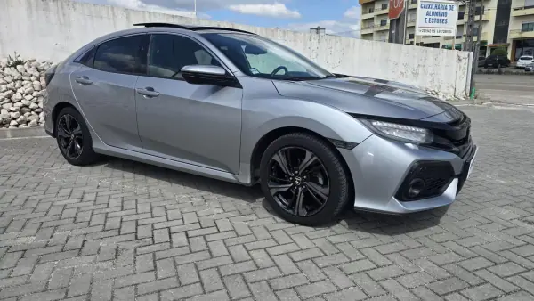 Honda Civic 2017 - 17950 EUR, 128483 km - AUTO.MOTO.pt - 128483km - foto 2 de 30