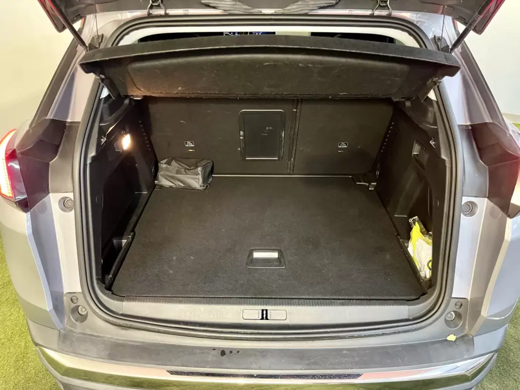 Peugeot 3008 2019 - 14950 EUR, 99000 km - 99000km - foto 31 de 34
