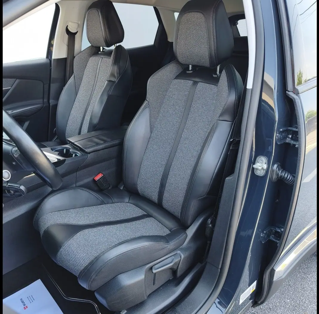 Peugeot 3008 2018 - 16950 EUR, 162684 km - 162684km - foto 9 de 15