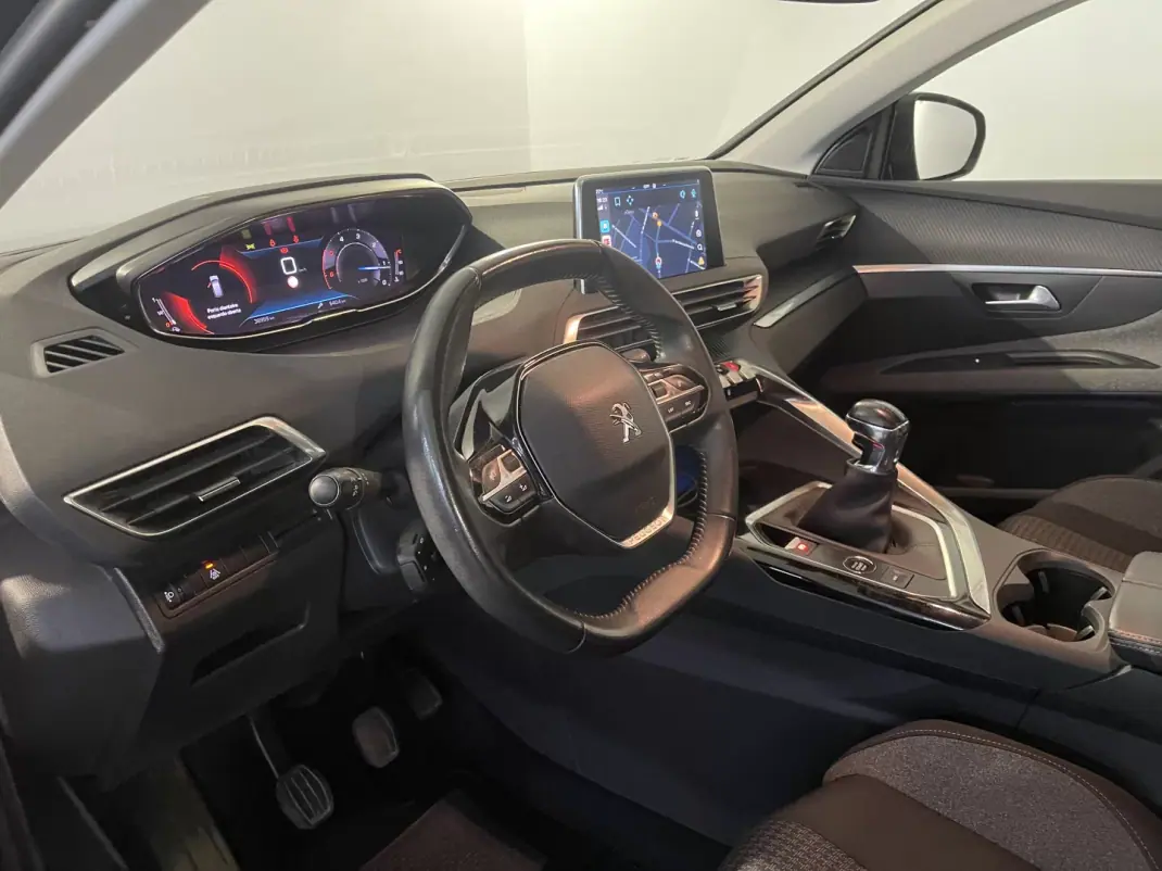 Peugeot 3008 2021 - 21500 EUR, 38000 km - AUTO.MOTO.pt - 38000km - foto 9 de 29