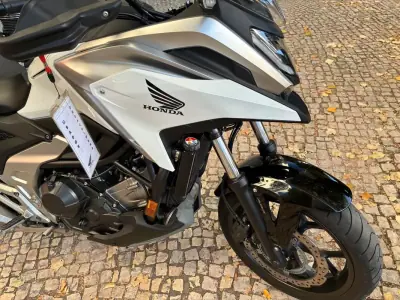 Honda NC750X 2021 — foto 6 de 17