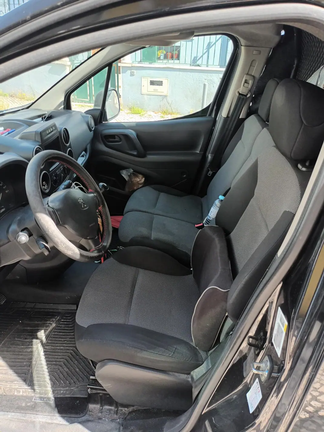 Peugeot Partner 2018 - 12500 EUR, 220000 km - 220000km - foto 5 de 8