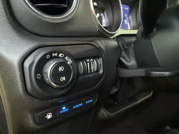 Jeep Wrangler Unlimited 2023 - 76900 EUR, 45271 km - AUTO.MOTO.pt - 45271km - foto 14 de 24