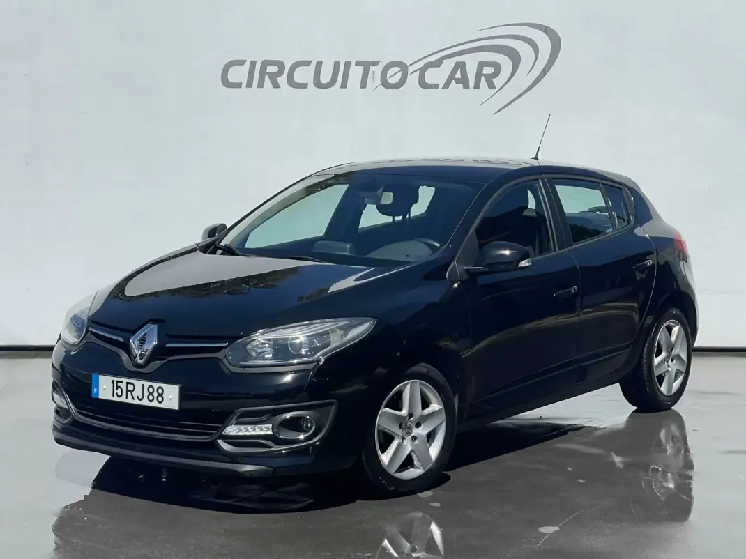 Renault Mégane 2014 - 7995 EUR, 191366 km - AUTO.MOTO.pt - 191366km - foto 1 de 27