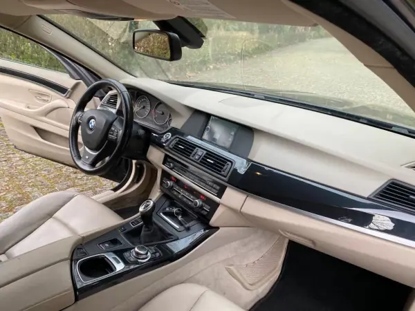 BMW 520 2011 - 14990 EUR, 250000 km - AUTO.MOTO.pt - 250000km - foto 23 de 28