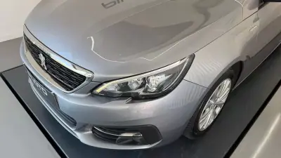 Peugeot 308 SW 2020 - 11990 EUR, 153706 km - AUTO.MOTO.pt - 153706km - foto 5 de 34