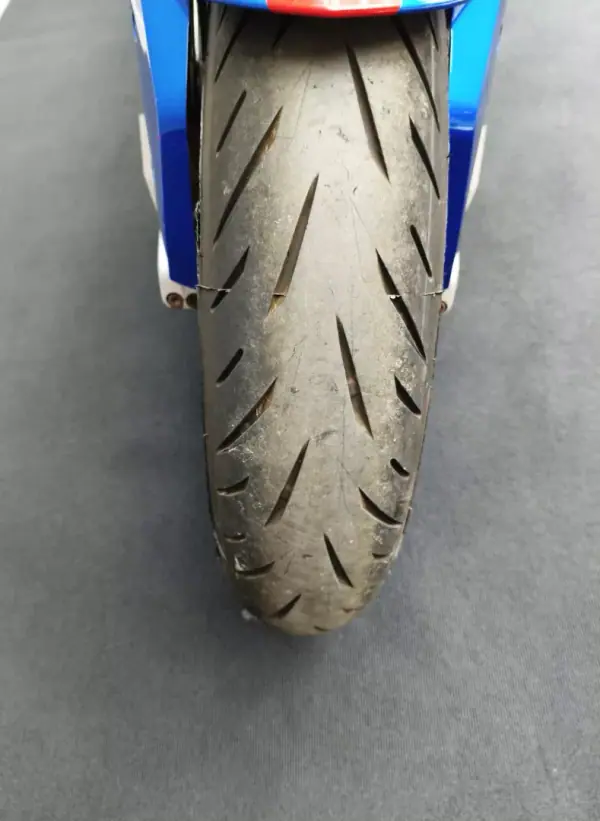 BMW S 1000 RR 2011 - 10500 EUR, 63000 km - AUTO.MOTO.pt - 63000km - foto 12 de 29