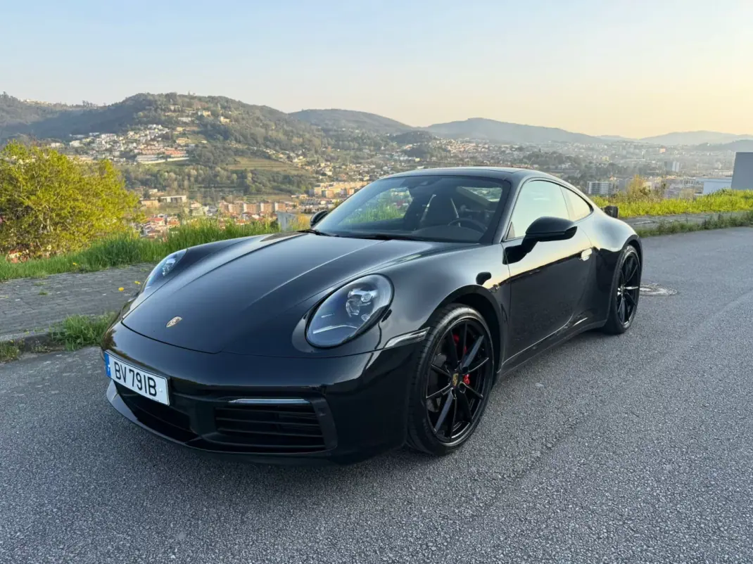 Porsche 911 2020 - 142000 EUR, 55000 km - AUTO.MOTO.pt - 55000km - foto 1 de 7