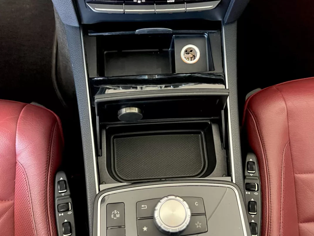 Mercedes-Benz E 220 2015 - 24999 EUR, 161900 km - AUTO.MOTO.pt - 161900km - foto 116 de 135