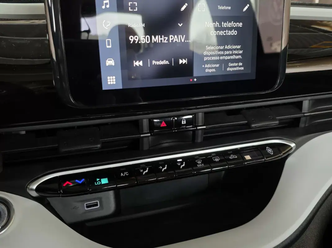 Fiat 500e 2023 - 15990 EUR, 8000 km - AUTO.MOTO.pt - 8000km - foto 8 de 20