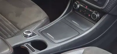 Mercedes-Benz A 200 2014 - 17490 EUR, 189000 km - AUTO.MOTO.pt - 189000km - foto 32 de 41