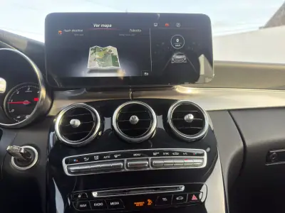 Mercedes-Benz C 250 2018 - 24500 EUR, 173000 km - AUTO.MOTO.pt - 173000km - foto 14 de 21