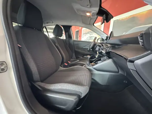 Peugeot 208 2022 - 14990 EUR, 46691 km - AUTO.MOTO.pt - 46691km - foto 14 de 21