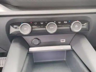 Citroën C5 X 2023 - 35000 EUR, 6500 km - AUTO.MOTO.pt - 6500km - foto 24 de 29