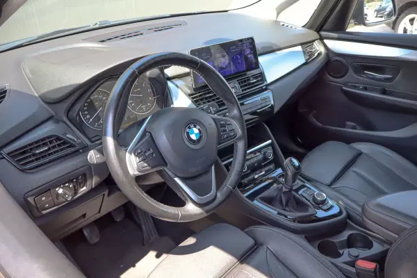 BMW 218 Active Tourer 2016 - 14990 EUR, 110018 km - 110018km - foto 8 de 27