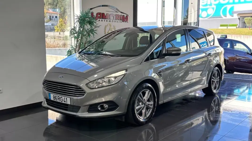 Ford S-Max 2016 - 16999 EUR, 170121 km - AUTO.MOTO.pt - 170121km - foto 1 de 35