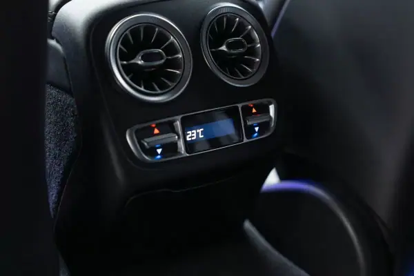 Mercedes-Benz AMG GT 2019 - 134950 EUR, 38000 km - AUTO.MOTO.pt - 38000km - foto 57 de 59
