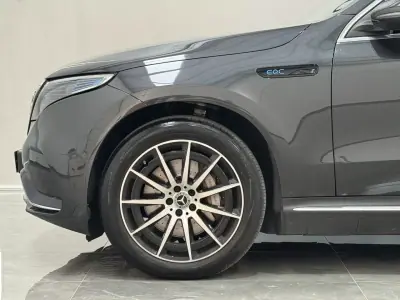 Mercedes-Benz EQC 400 2020 - 33990 EUR, 130000 km - AUTO.MOTO.pt - 130000km - foto 10 de 39