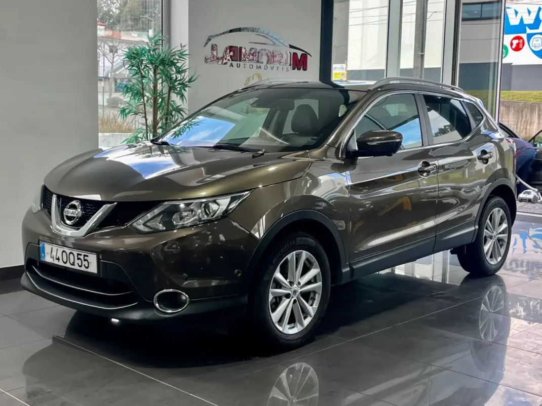 Nissan Qashqai 2014 - 12499 EUR, 176021 km - AUTO.MOTO.pt - 176021km - foto 1 de 28