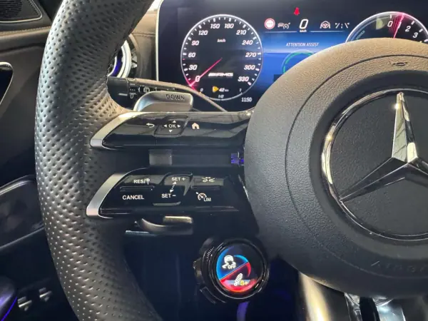 Mercedes-Benz C 63 AMG 2024 - 125000 EUR, 3456 km - AUTO.MOTO.pt - 3456km - foto 20 de 23
