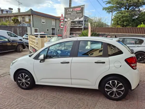 Citroën C3 2010 - 6500 EUR, 191000 km - AUTO.MOTO.pt - 191000km - foto 14 de 33