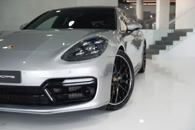 Porsche Panamera Sport Turismo 2018 — foto 3 de 57