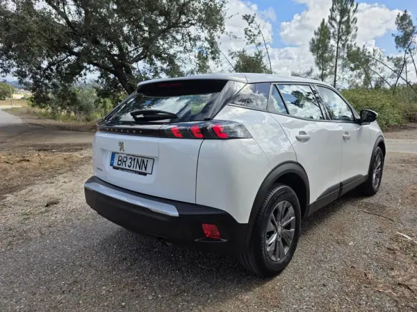 Peugeot 2008 2020 - 14900 EUR, 88064 km - 88064km - foto 55 de 56