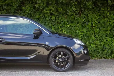 Opel Adam 2017 - 11900 EUR, 89000 km - AUTO.MOTO.pt - 89000km - foto 5 de 16