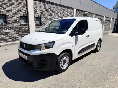 Peugeot Partner 1.6 HDI , 3 Lug. , Iva Dedutivel 2019 - 131000km