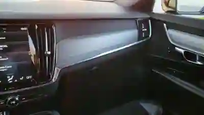 Volvo V90 2018 - 20000 EUR, 185000 km - 185000km - foto 14 de 15