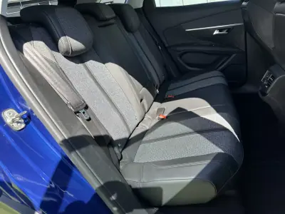 Peugeot 3008 2018 - 14900 EUR, 200000 km - AUTO.MOTO.pt - 200000km - foto 34 de 63