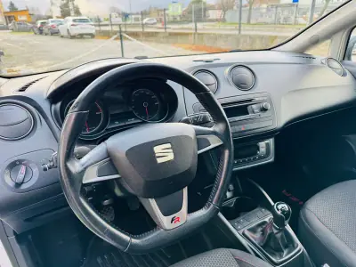 SEAT Ibiza 2013 - 12000 EUR, 120000 km - AUTO.MOTO.pt - 120000km - foto 11 de 17