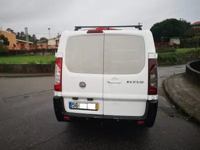 Fiat Scudo 2011 - 8999 EUR, 350000 km - AUTO.MOTO.pt - 350000km - foto 5 de 15
