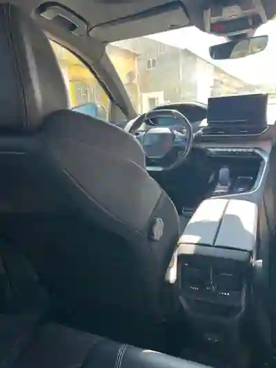 Peugeot 3008 2022 — foto 6 de 8