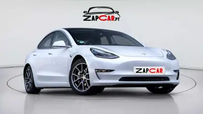 Tesla Model 3 2023 - 30450km