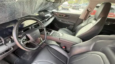 2024 - 24800 EUR, 33787 km - AUTO.MOTO.pt - 33787km - foto 7 de 33