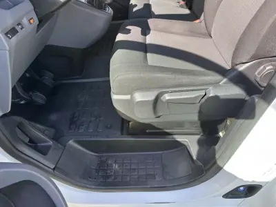 Peugeot Expert 2018 - 14900 EUR, 170000 km - 170000km - foto 40 de 45