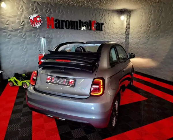 Fiat 500e C 2022 - 28990 EUR, 7468 km - AUTO.MOTO.pt - 7468km - foto 15 de 54