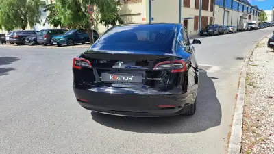 Tesla Model 3 2019 - 22500 EUR, 113000 km - AUTO.MOTO.pt - 113000km - foto 20 de 53